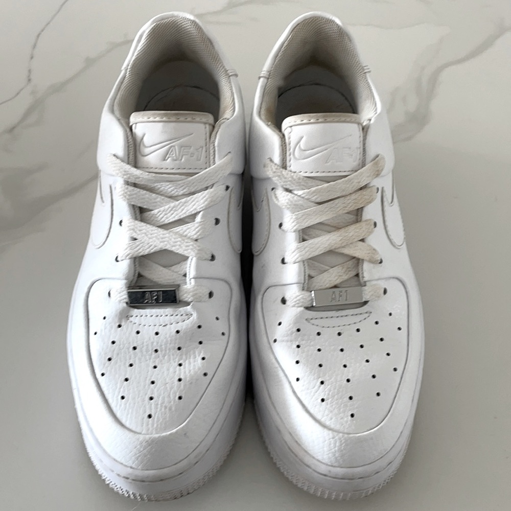 Nike Air Force 1 sage